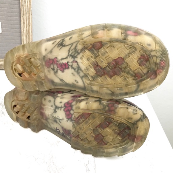 EUC Western Chief Hello Kitty Easy On Rain Boots - Picture 5 of 7
